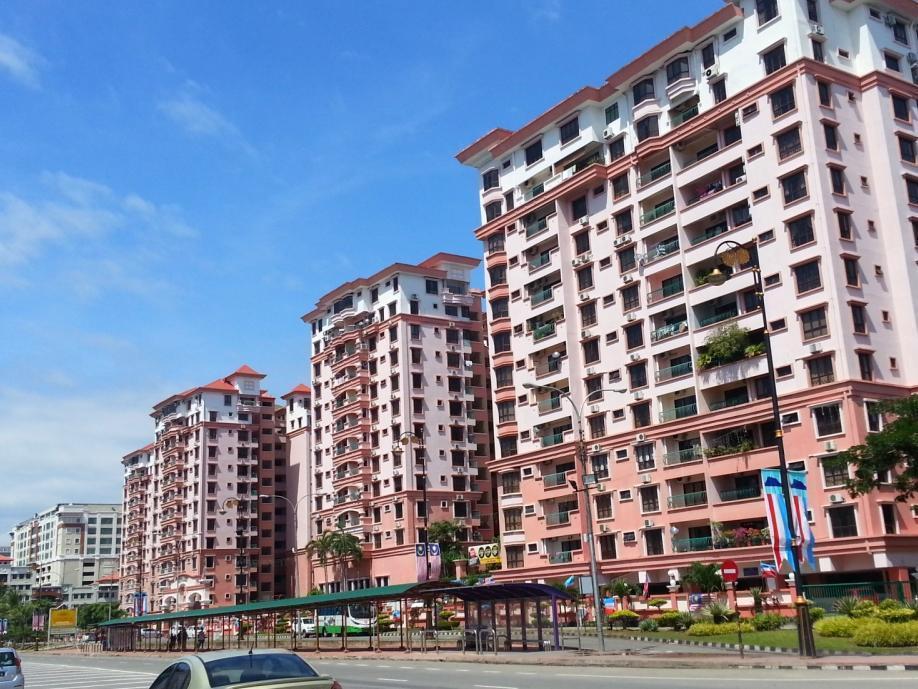 Kk Waterfront Suites At Marina Court Kota Kinabalu Extérieur photo